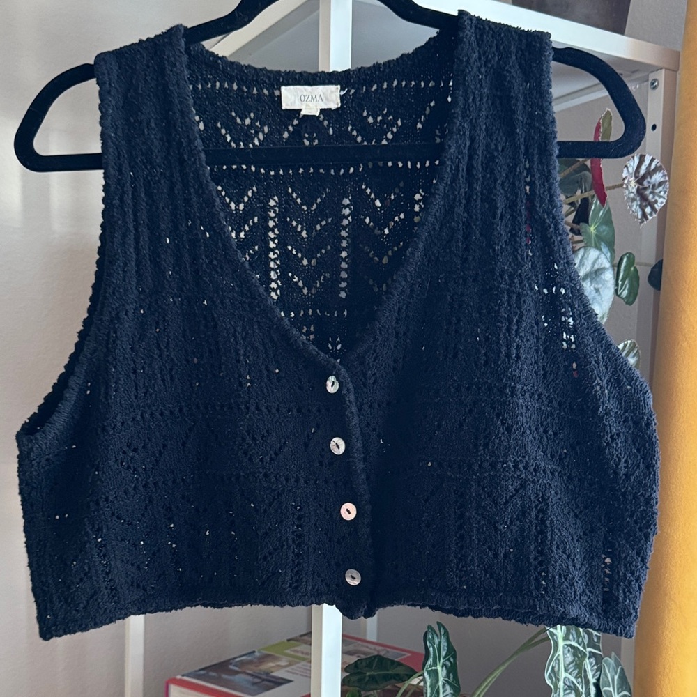 OZMA Black Caro Vest